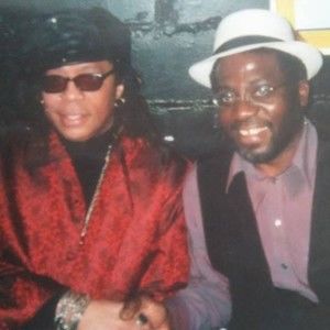 Meet your Posher, Warren